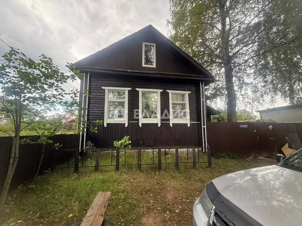 Дом в Ленинградская область, Тихвин Северная ул., 17 (70 м) - Фото 1