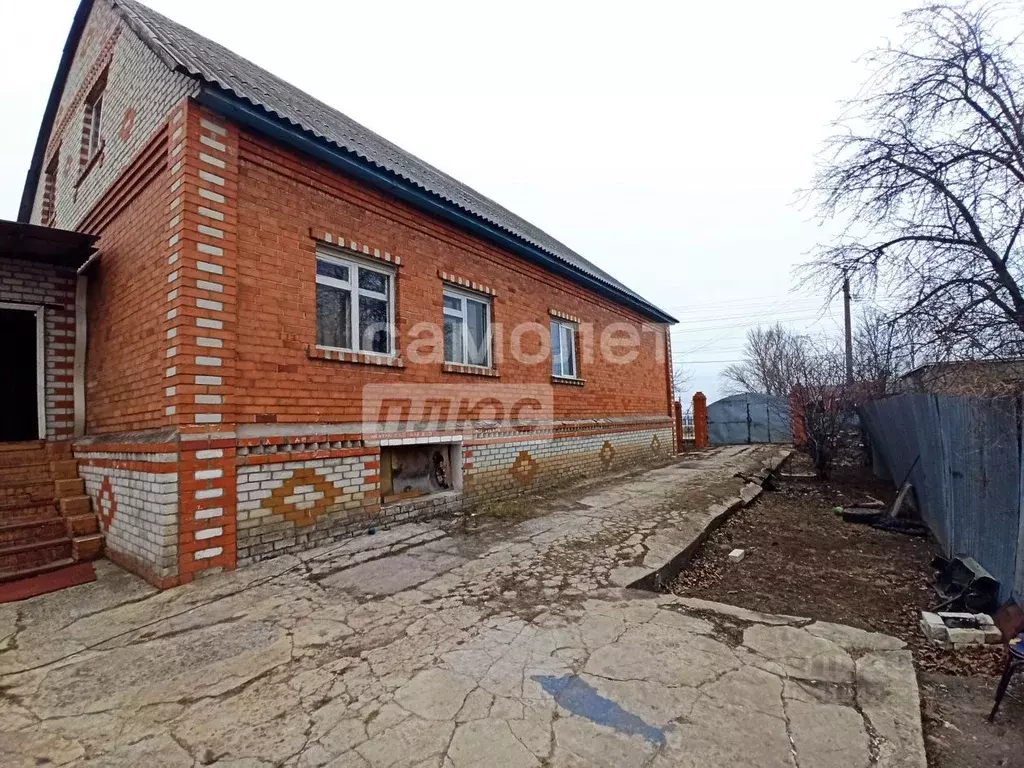 Дом в Белгородская область, Старый Оскол ул. Мира, 99 (249 м) - Фото 1
