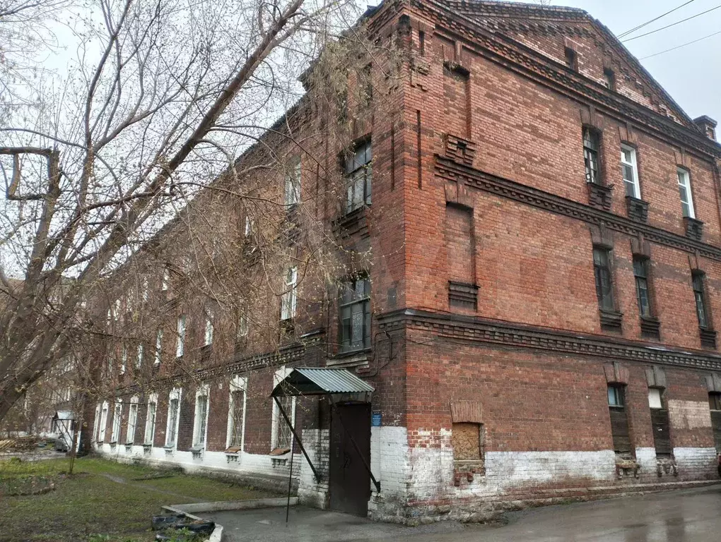 Комната 20 м в 5-к., 3/3 эт. - Фото 0