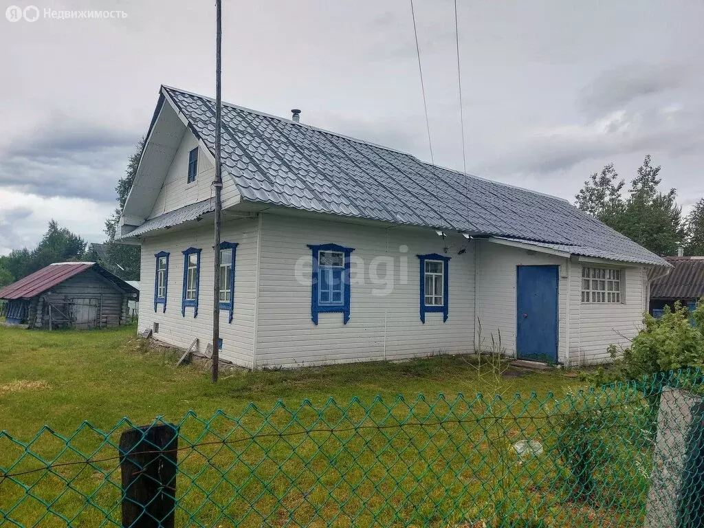 Дом в Вологодская область, Кадуйский муниципальный округ, село ... - Фото 0