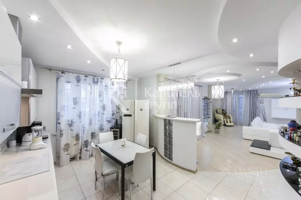 4-к кв. Тюменская область, Тюмень ул. Малыгина, 52 (205.0 м) - Фото 2