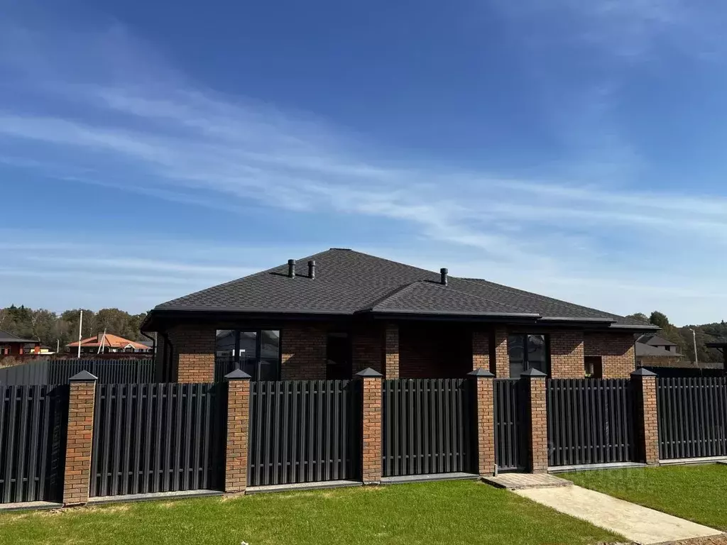 Дом в Калужская область, Жуковский муниципальный округ, Корсаково ... - Фото 2