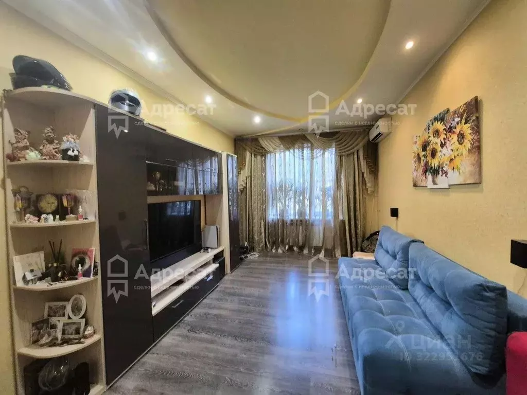 3-к кв. Волгоградская область, Волгоград Брестская ул., 8 (72.4 м) - Фото 1