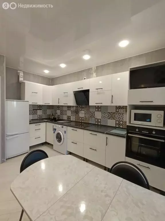 2-комнатная квартира: Ногинск, улица Дмитрия Михайлова, 6 (61.1 м) - Фото 1