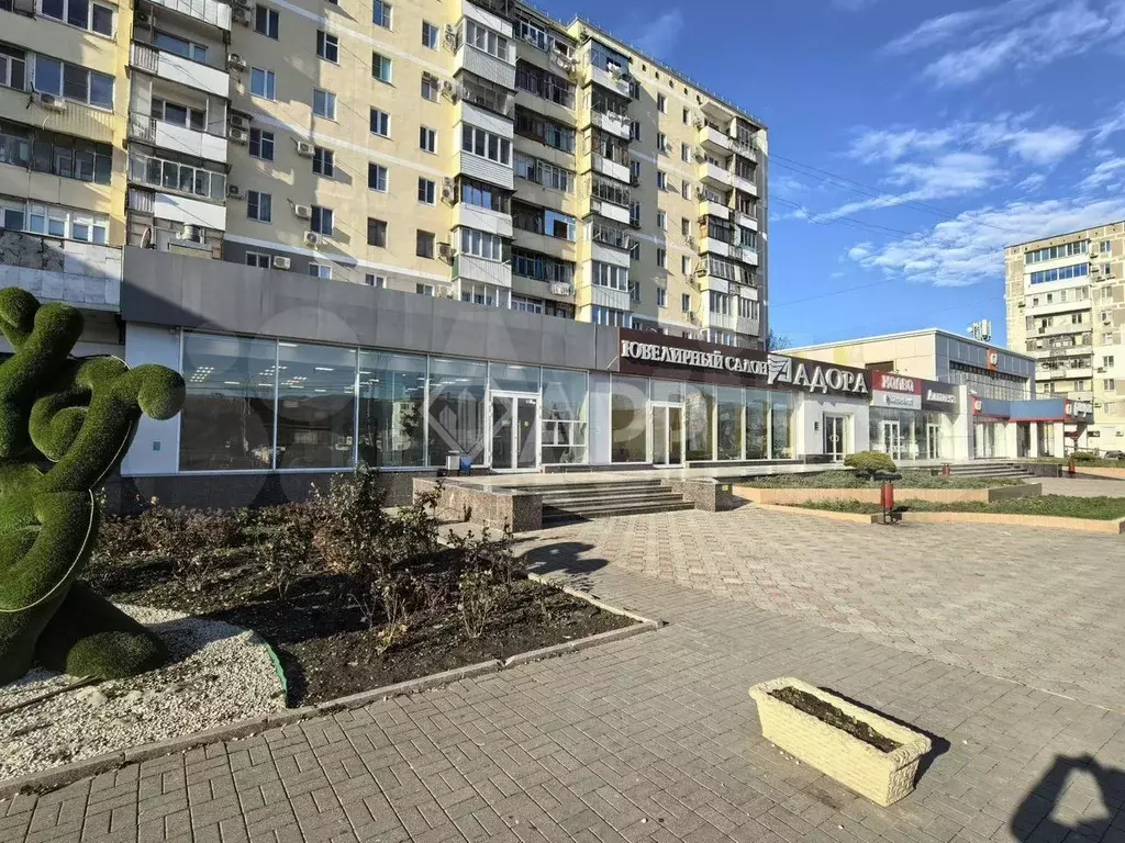 Сдаю торговое помещение, 290 м - Фото 1