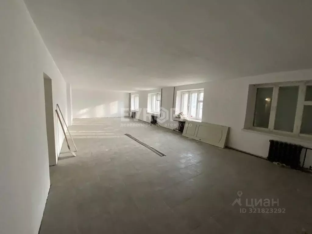 Помещение свободного назначения в Ульяновская область, Ульяновск ул. ... - Фото 2