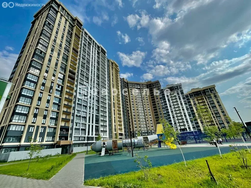 3-комнатная квартира: Рязань, улица Земнухова, 3 (61.76 м) - Фото 0