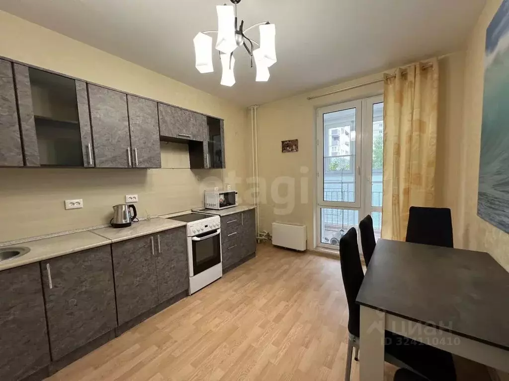 2-к кв. Тюменская область, Тюмень ул. Николая Федорова, 17 (54.0 м) - Фото 1