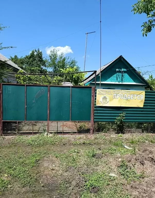 Дом в Краснодарский край, Курганинск Сочинский туп. (30 м) - Фото 1