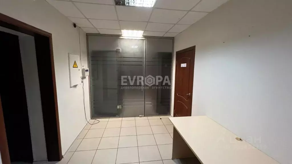 Офис в Ульяновская область, Ульяновск ул. Робеспьера, 114 (17 м) - Фото 1