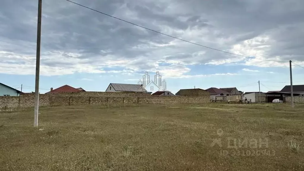 Участок в Крым, Сакский район, с. Суворовское ул. Северная, 80А (8.3 ... - Фото 1