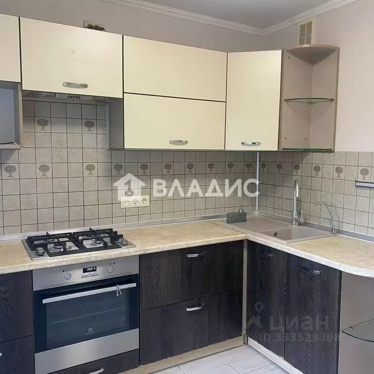 3-к кв. Ленинградская область, Всеволожск ул. Обороны, 3к1 (72.0 м) - Фото 1