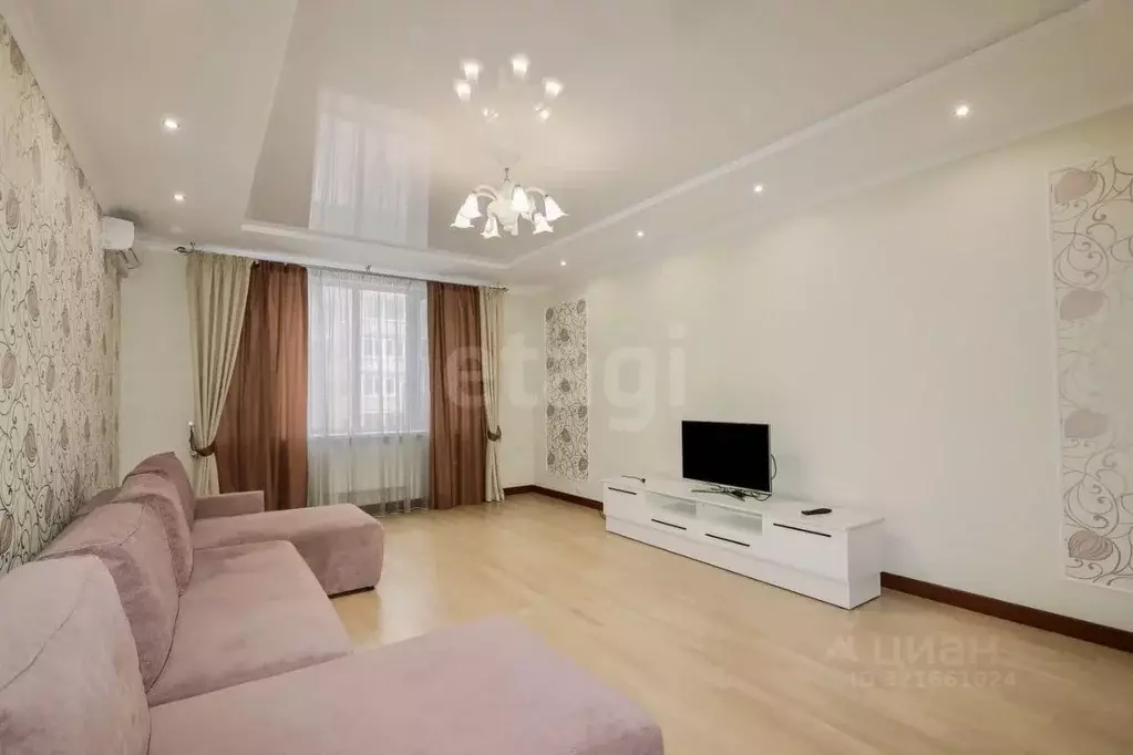 3-к кв. Удмуртия, Ижевск ул. 10 лет Октября, 17А (115.4 м) - Фото 1