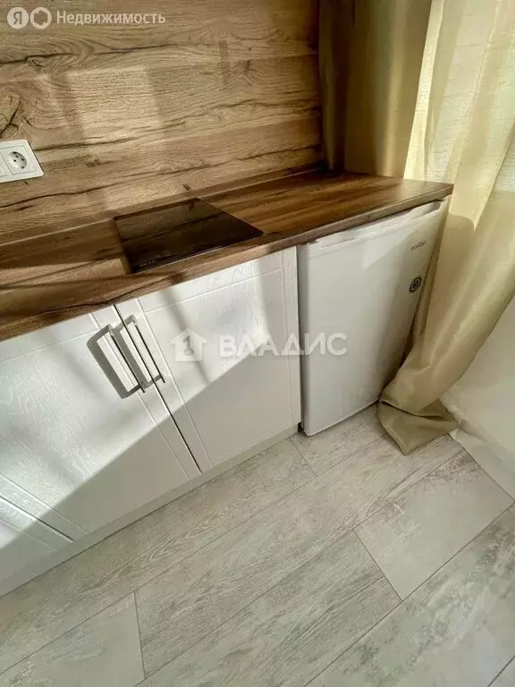 Квартира-студия: Калининград, Красная улица, 136 (16 м) - Фото 1