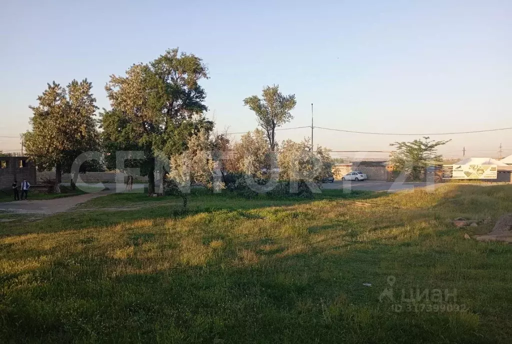 Участок в Дагестан, Махачкала городской округ, с. Шамхал-Термен ш. ... - Фото 0