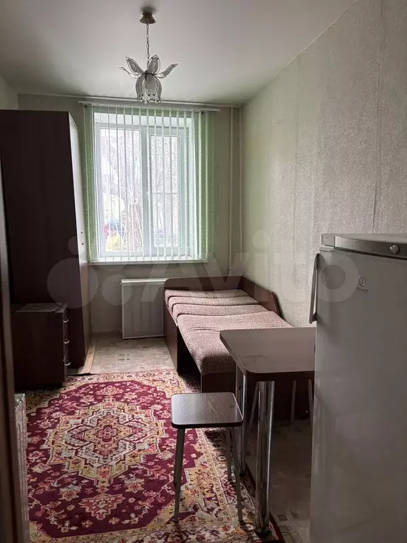 Комната 10 м в 1-к., 1/5 эт. - Фото 0