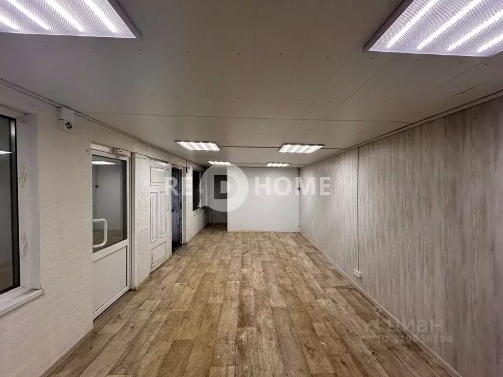 Торговая площадь в Пермский край, Добрянский муниципальный округ, ... - Фото 2