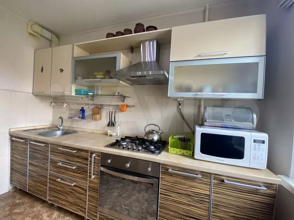 2-к. квартира, 52 м, 3/9 эт. - Фото 1