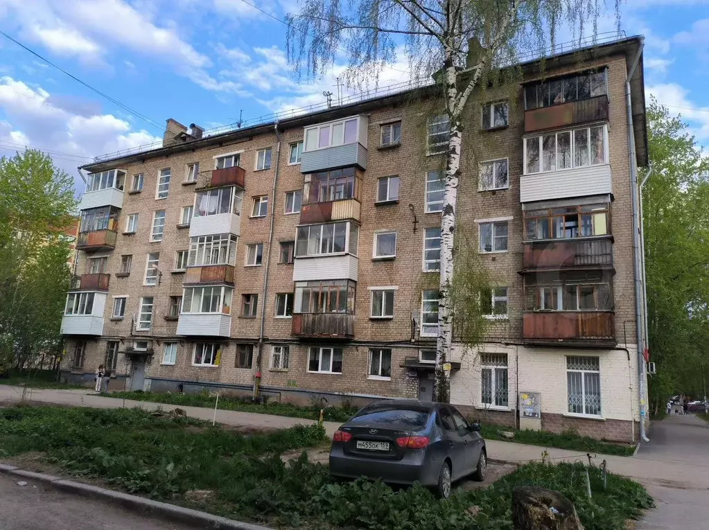 Комната 11 м в 5-к., 2/5 эт. - Фото 1