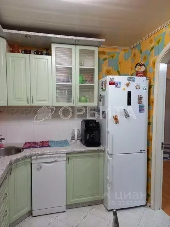 3-к кв. Тюменская область, Тюмень ул. Домостроителей, 18 (66.0 м) - Фото 0