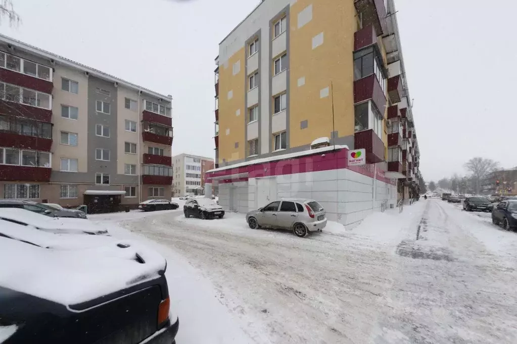 Торговая площадь в Татарстан, Альметьевск ул. Радищева, 17 (161 м) - Фото 2