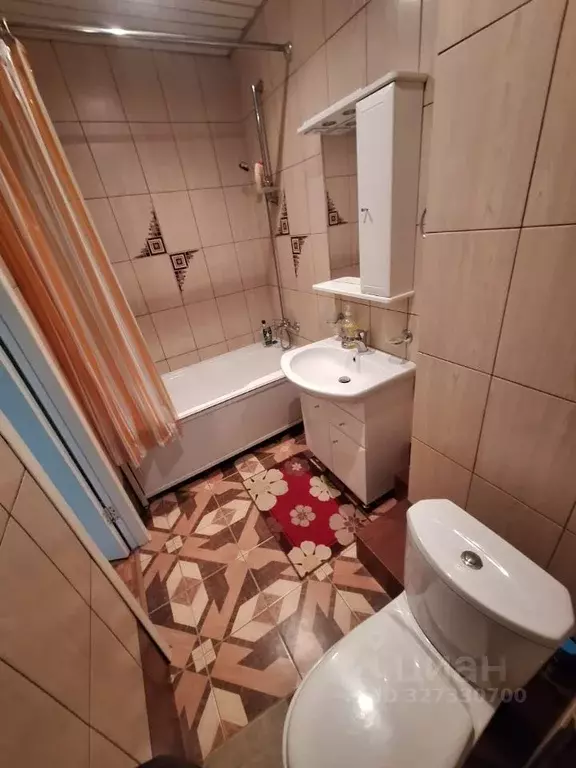 2-к кв. Омская область, Омск 6-й мкр, бул. Заречный, 2А (53.0 м) - Фото 2