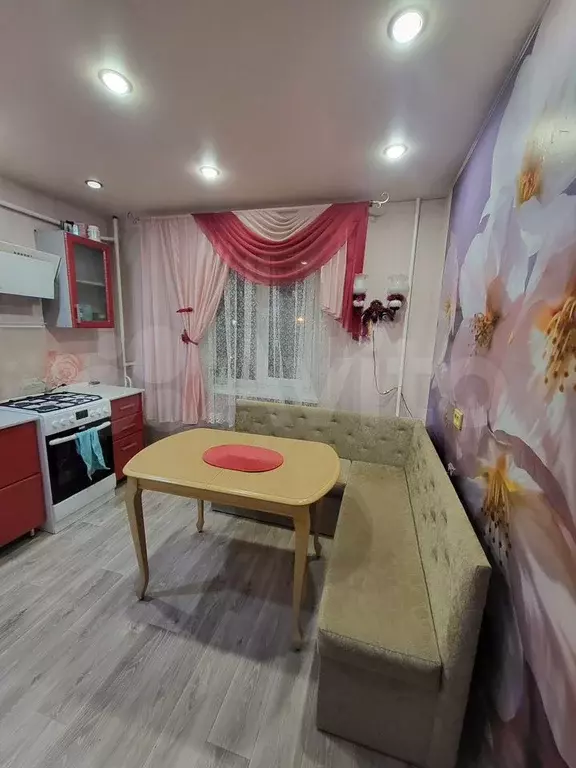 2-к. квартира, 52 м, 3/9 эт. - Фото 0