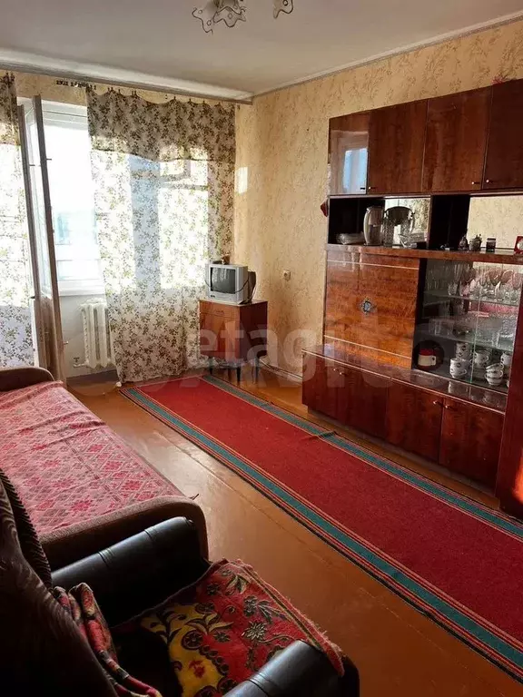 2-к. квартира, 42 м, 5/5 эт. - Фото 1