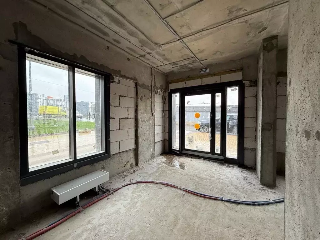 Помещение свободного назначения в Москва Деснаречье жилой комплекс, ... - Фото 2