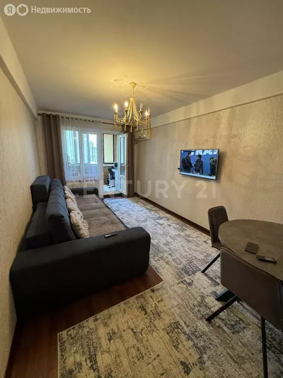 3-комнатная квартира: Махачкала, улица Аскерханова, 6 (65 м) - Фото 0