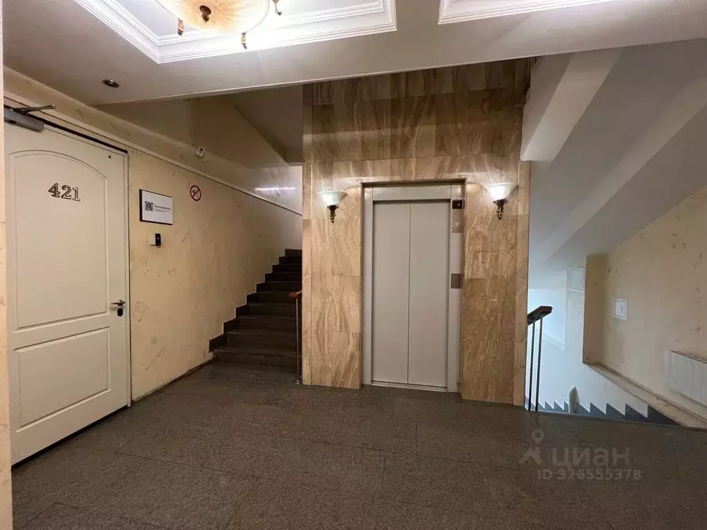 Офис в Москва ул. Ильинка, 4 (185 м) - Фото 1