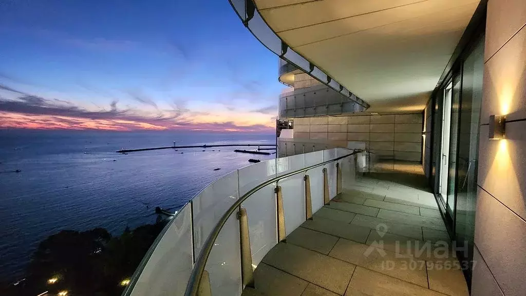 3-к кв. Краснодарский край, Сочи Центральный мкр, ул. Орджоникидзе, 17 ... - Фото 1