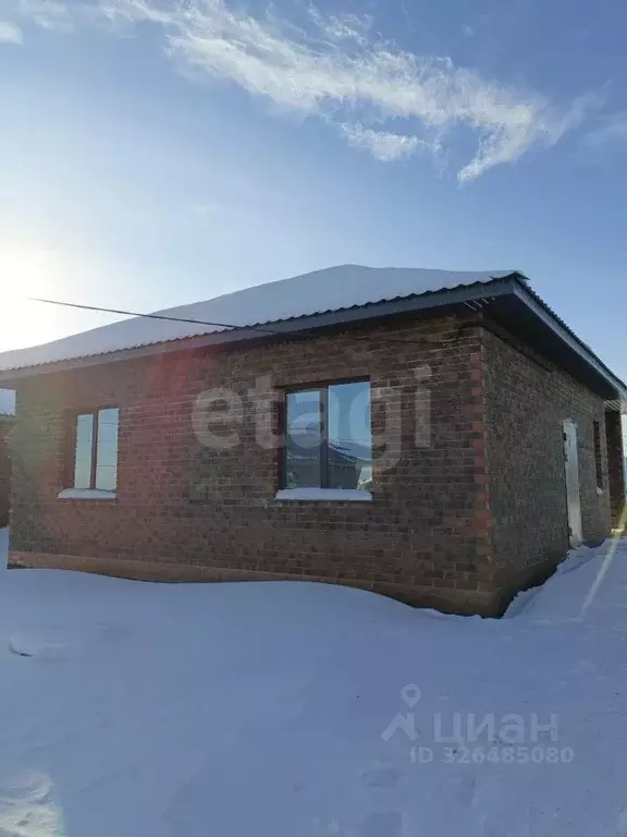 Дом в Башкортостан, Кармаскалинский район, Кабаковский сельсовет, д. ... - Фото 1