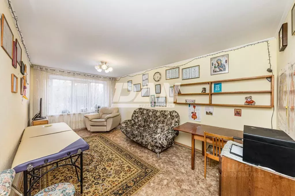 3-к кв. Челябинская область, Челябинск ул. Салавата Юлаева, 15а (66.2 ... - Фото 1