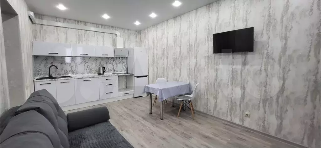 2-к. квартира, 40 м, 8/11 эт. - Фото 0