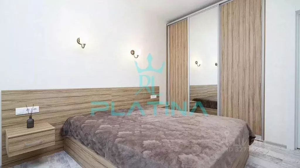 2-к кв. Татарстан, Казань просп. Альберта Камалеева, 1 (85.0 м) - Фото 2