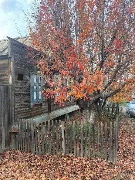 Дом в Астраханская область, Астрахань ул. 8-я Железнодорожная (60 м) - Фото 0