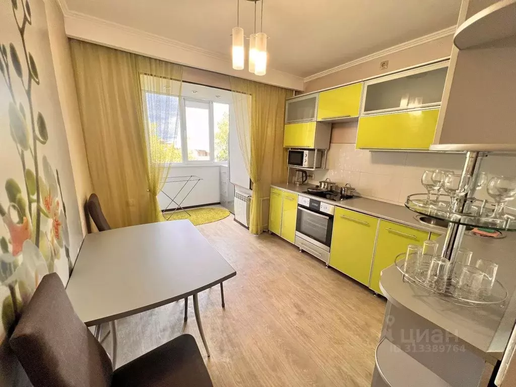 2-к кв. Красноярский край, Минусинск Народная ул., 68 (60.0 м) - Фото 0