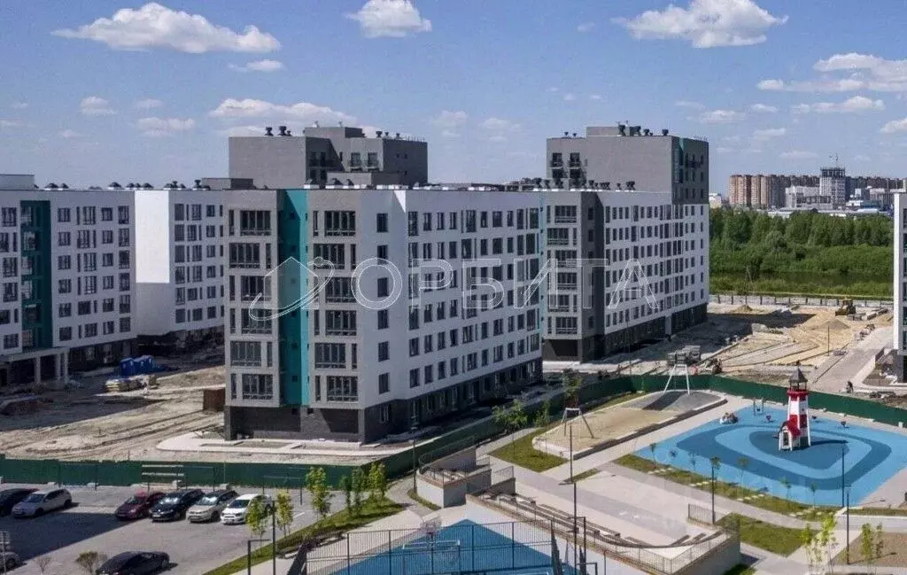 3-к кв. Тюменская область, Тюмень ул. Павла Никольского, 10 (83.8 м) - Фото 1