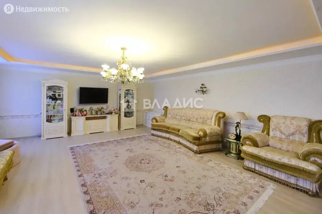 Двухкомнатная квартира в калуге до 5000000. Калуга ул гурьянова 12. Ремонт 2000-х. Квартира двушка вторичка. Авито калуга двухкомнатная квартира.