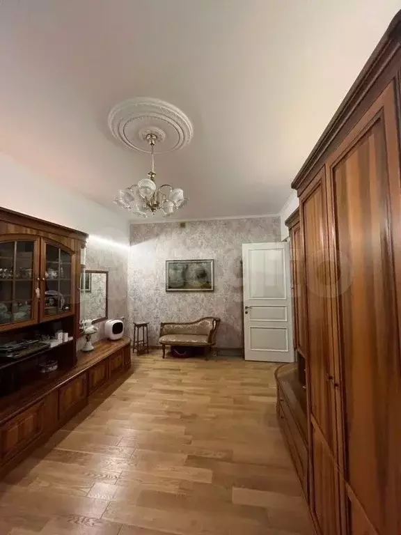 2-к. квартира, 57 м, 4/7 эт. - Фото 1