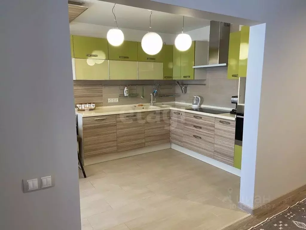 3-к кв. Красноярский край, Красноярск ул. Алексеева, 113 (70.0 м) - Фото 2