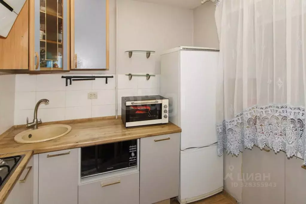 2-к кв. Тюменская область, Тюмень Минская ул., 15 (44.0 м) - Фото 1