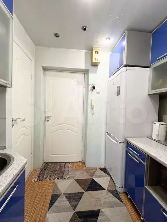 Комната 18,5 м в 6-к., 4/5 эт. - Фото 0