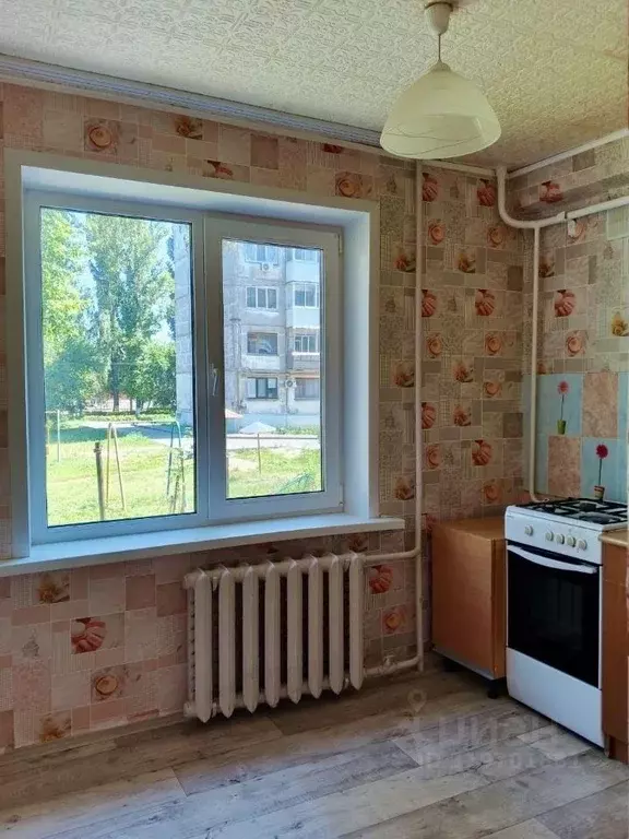 2-к кв. Саратовская область, Балаково Заречная ул., 6А (36.0 м) - Фото 0