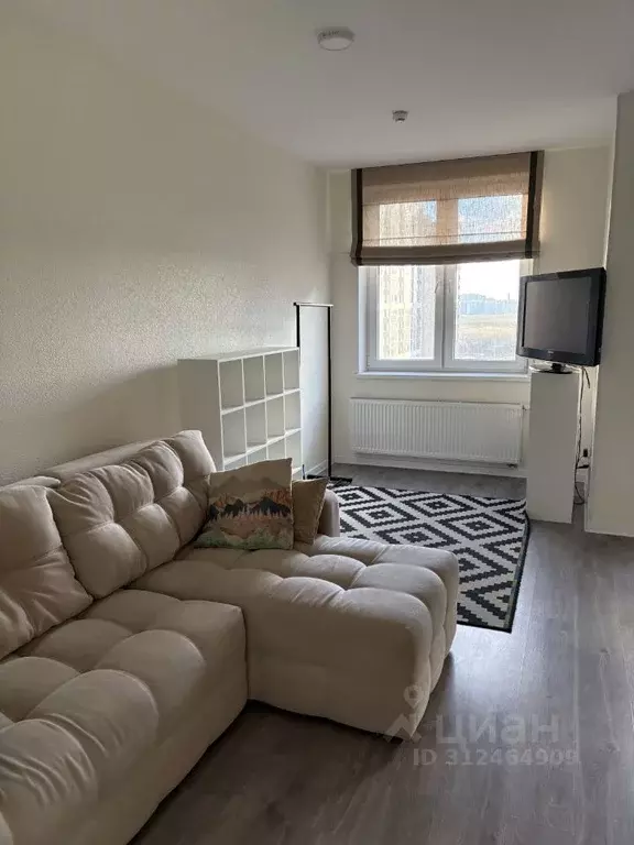 Студия Ленинградская область, Всеволожский район, пос. Бугры ул. ... - Фото 1