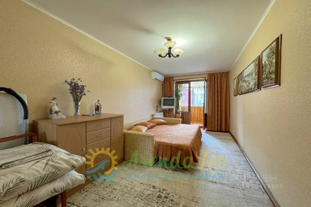 3-к кв. Крым, Феодосия бул. Старшинова, 10 (70.0 м) - Фото 2