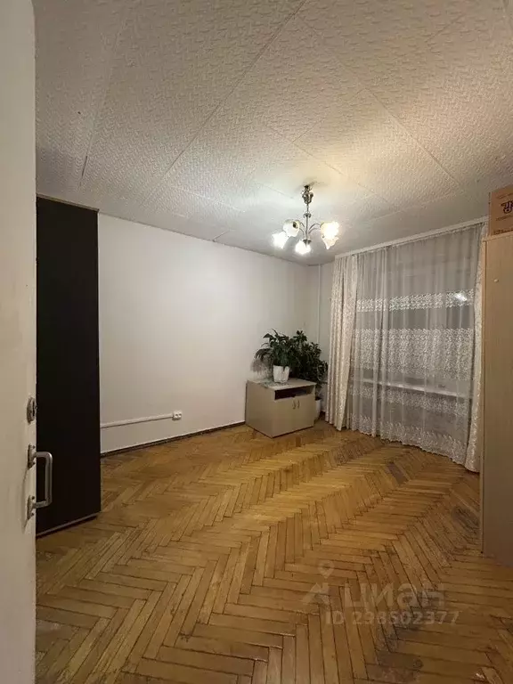 Комната Москва Утренняя ул., 16К2 - Фото 2