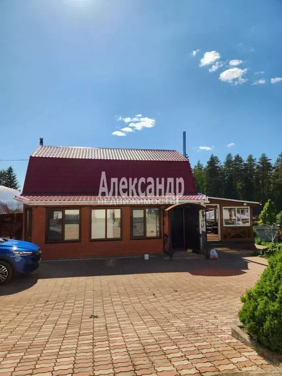 Дом в Ленинградская область, Киришский район, Будогощское городское ... - Фото 1