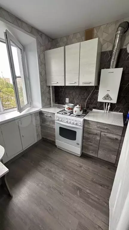 1-к. квартира, 32 м, 5/5 эт. - Фото 0